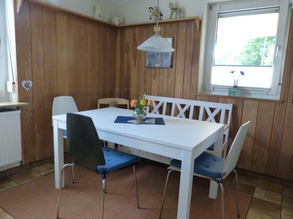 Ferienwohnung Rundumgruen Olpe bei Meschede エクステリア 写真